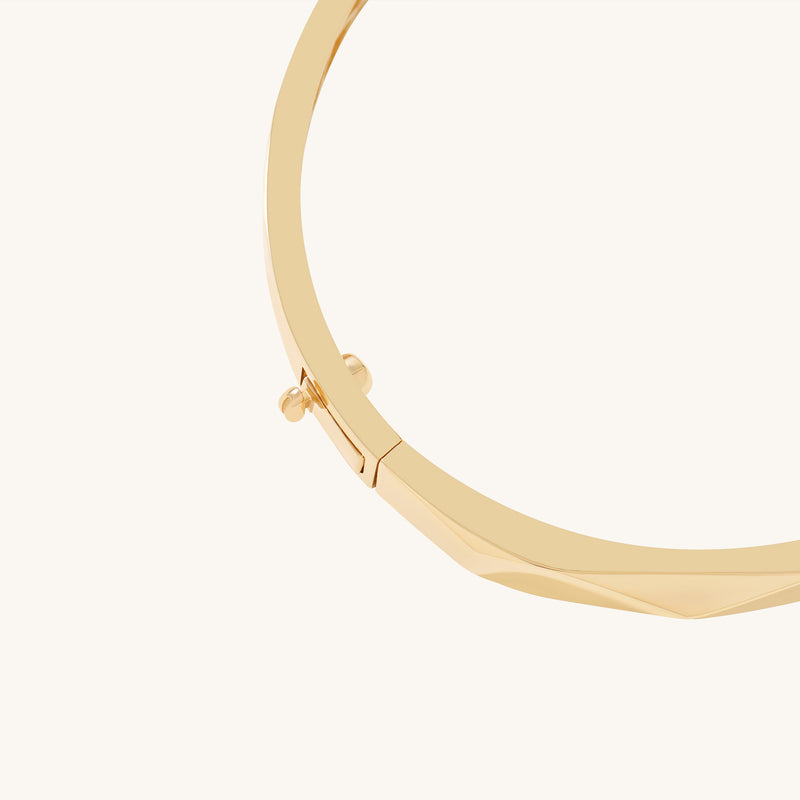 Women's Faceted Design Bangle Bracelet in 14K Yellow Gold