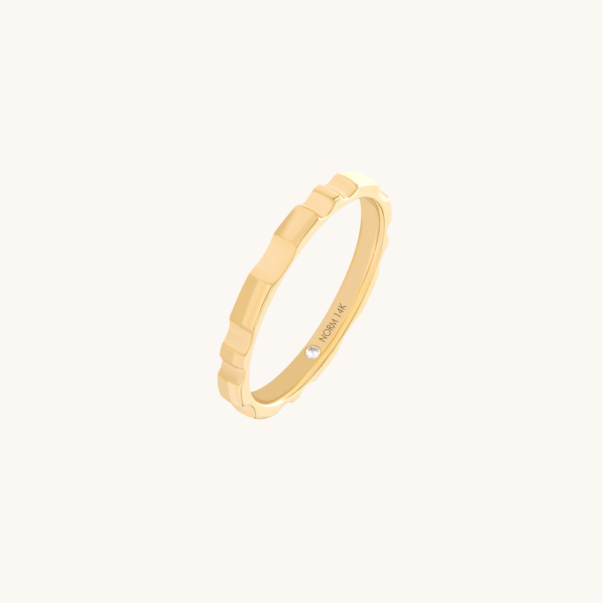 Fluted Band Ring in Gold