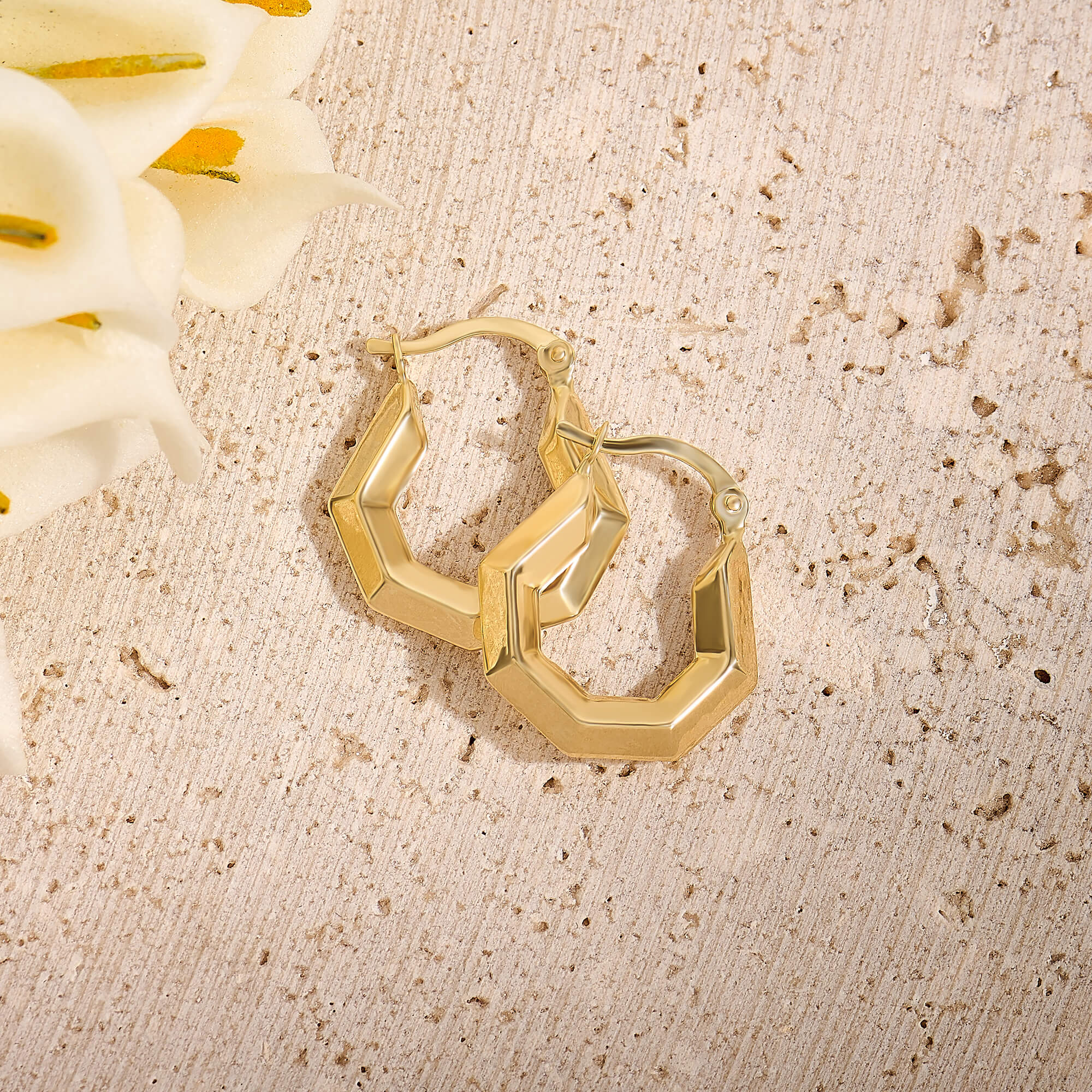 14K Gold Geometric Hexagon Tube Earrings