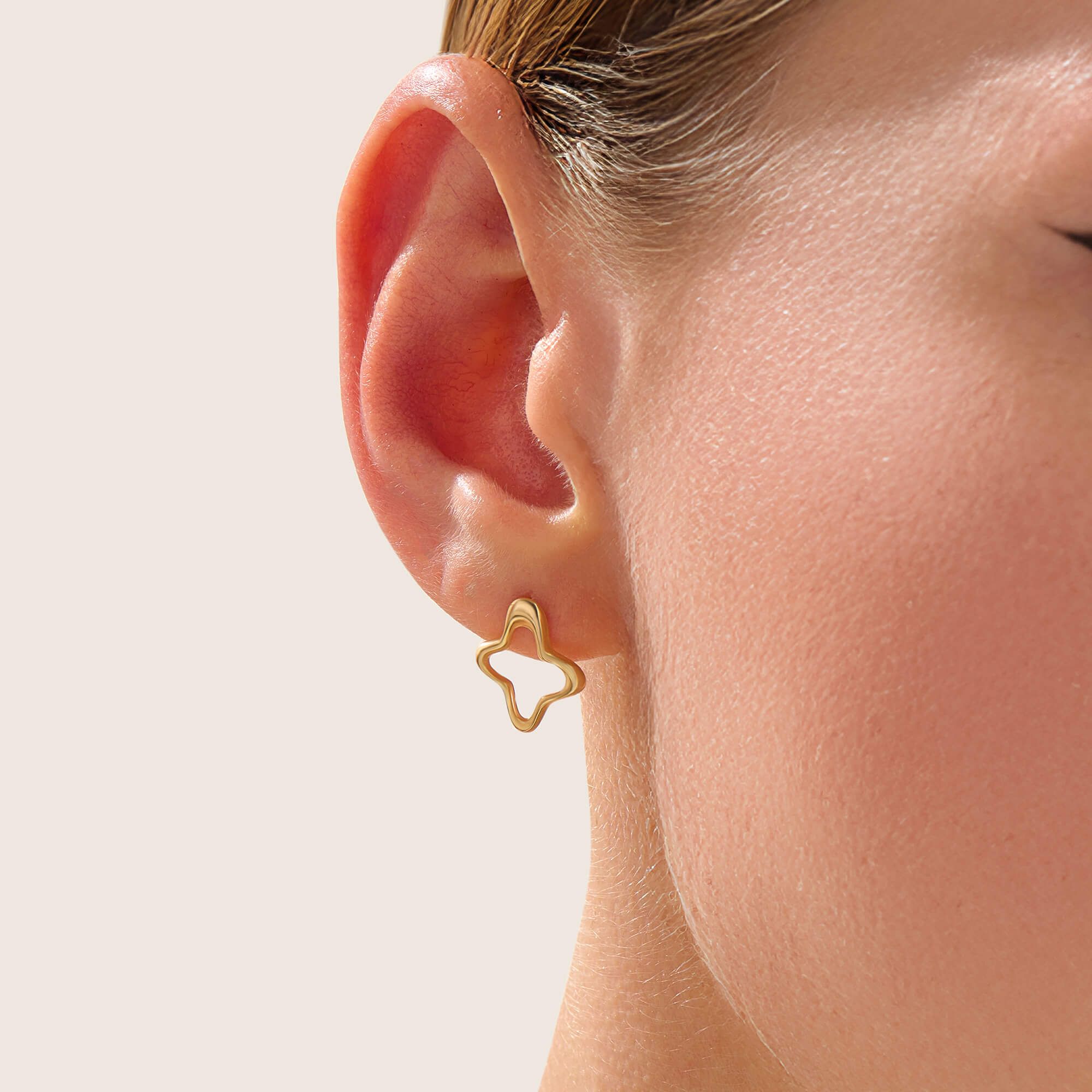 Women's 24K Vermeil Hollow Floral Stud Earrings