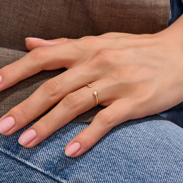 Women's Lab-Grown Diamond Open Ring in Solid Gold