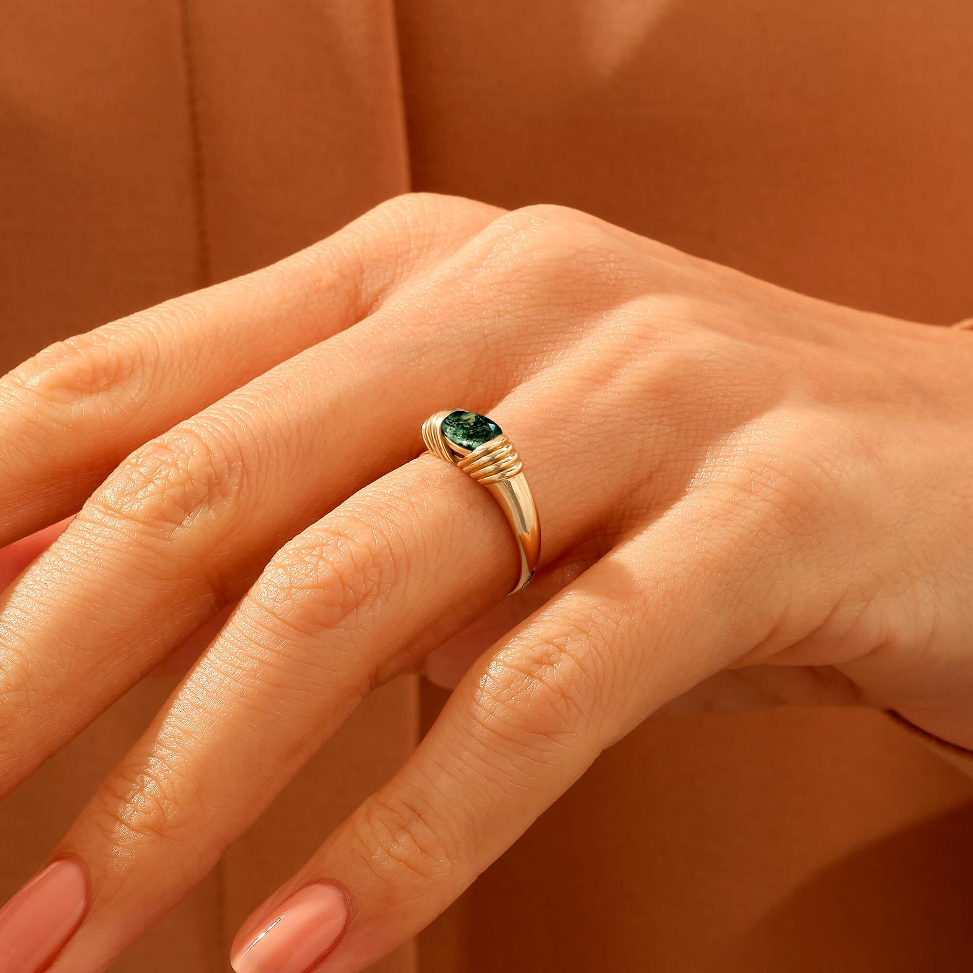 Women's Solid Yellow Gold Majestic Moss Agate Ring