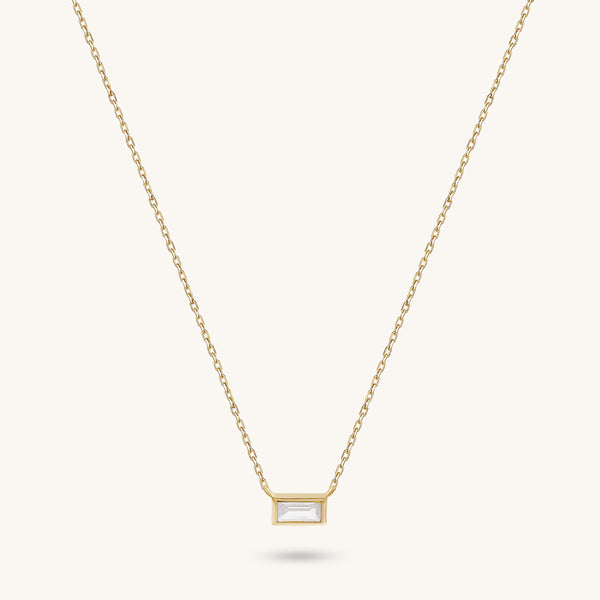 Minimal Baguette Necklace in Gold