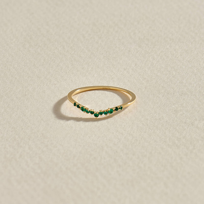 Minimalist Emarald Curve Ring in 14k Solid Gold