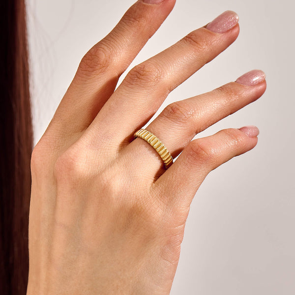 14K Solid Gold Line Dome Wedding Band