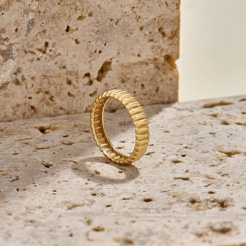 Minimalist Iconic Dome Ring in Gold