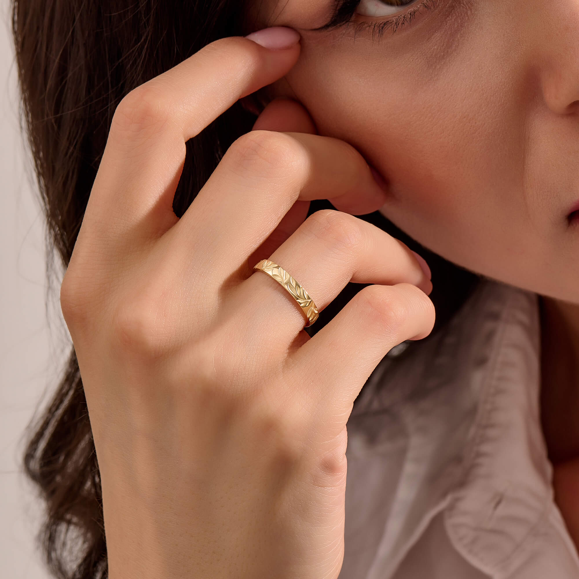 Women's Olive Branch Wedding Band Ring in 14K Solid Yellow Gold