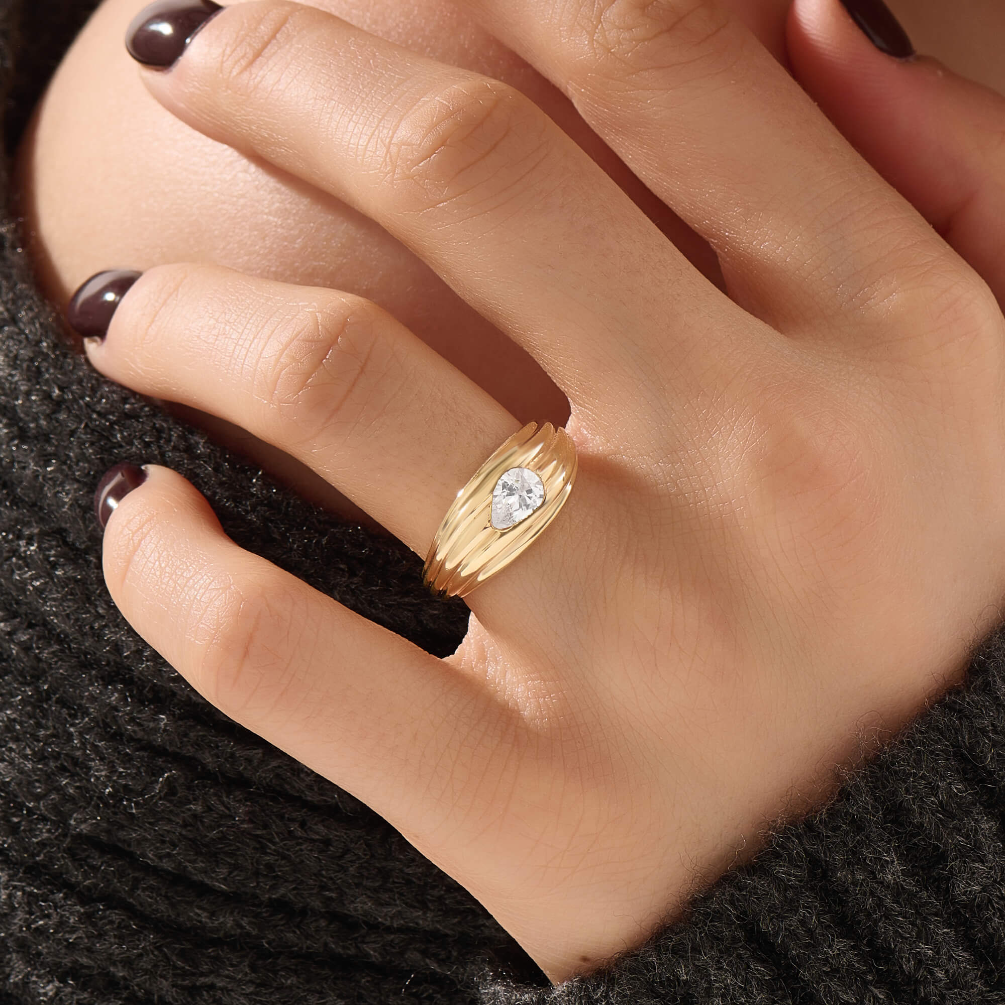 Women's Gold Vermeil Oval Ribbed Statement Ring