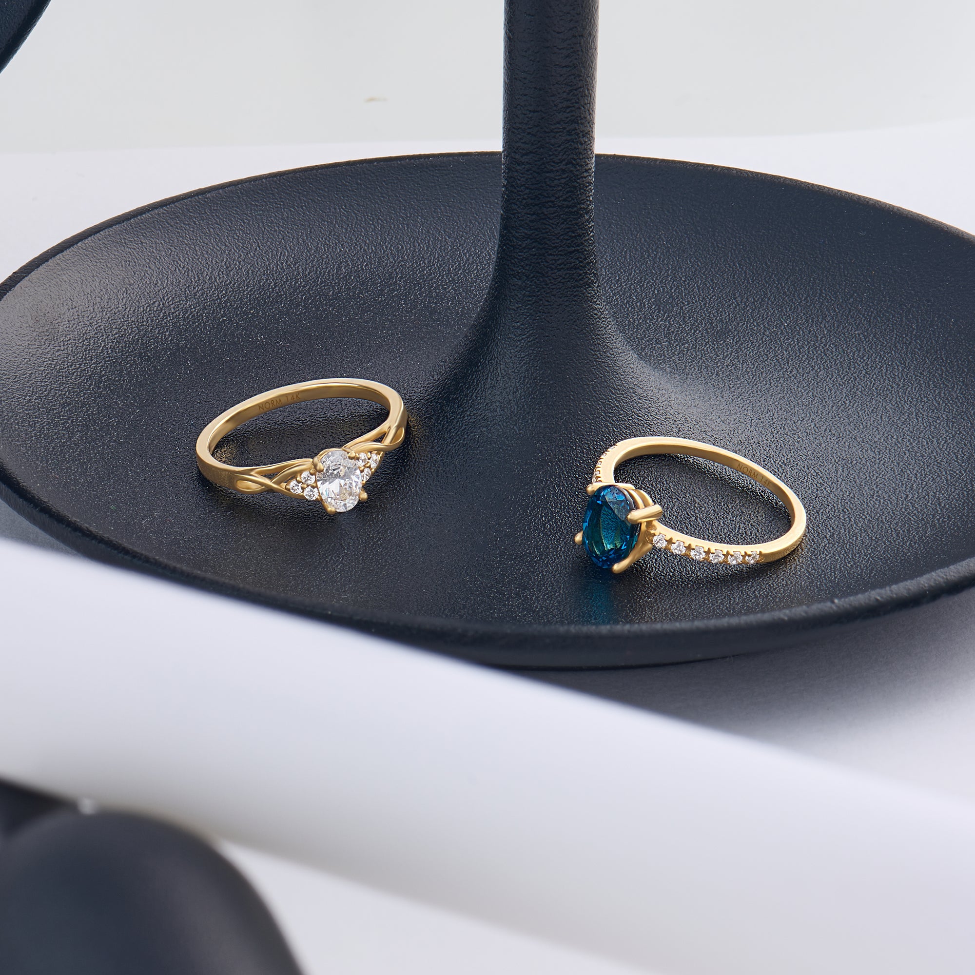 0.66ct Oval Cut Sapphire Solitaire Ring Pave with 0.16ctw Diamonds in 14k Real Gold