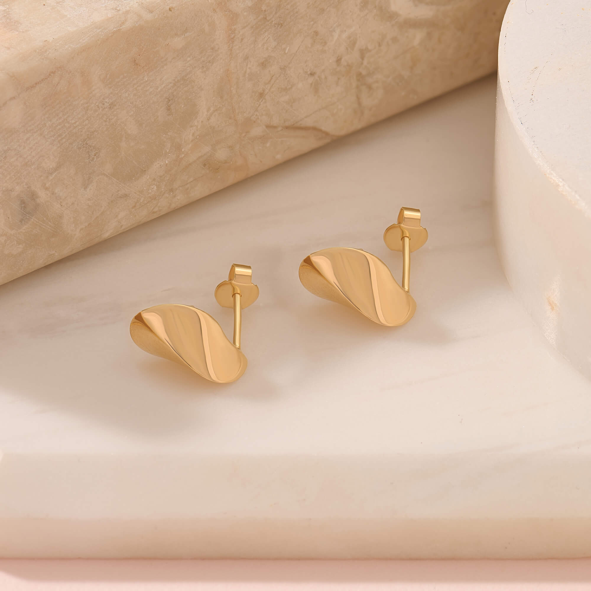 24K Gold Vermeil Ribbed Teardrop Studs