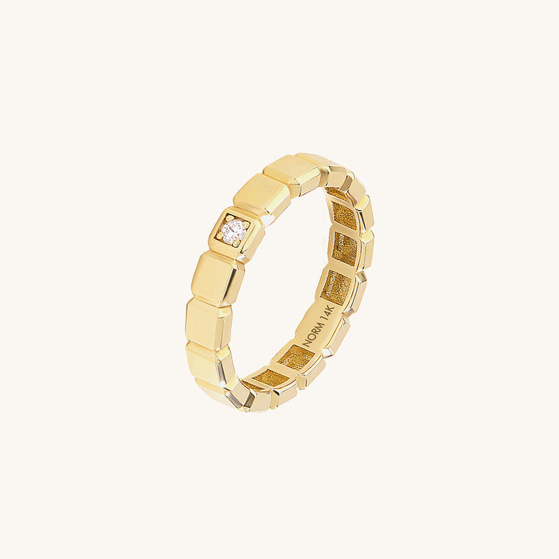 Solitaire Ice Cube Ring in Gold