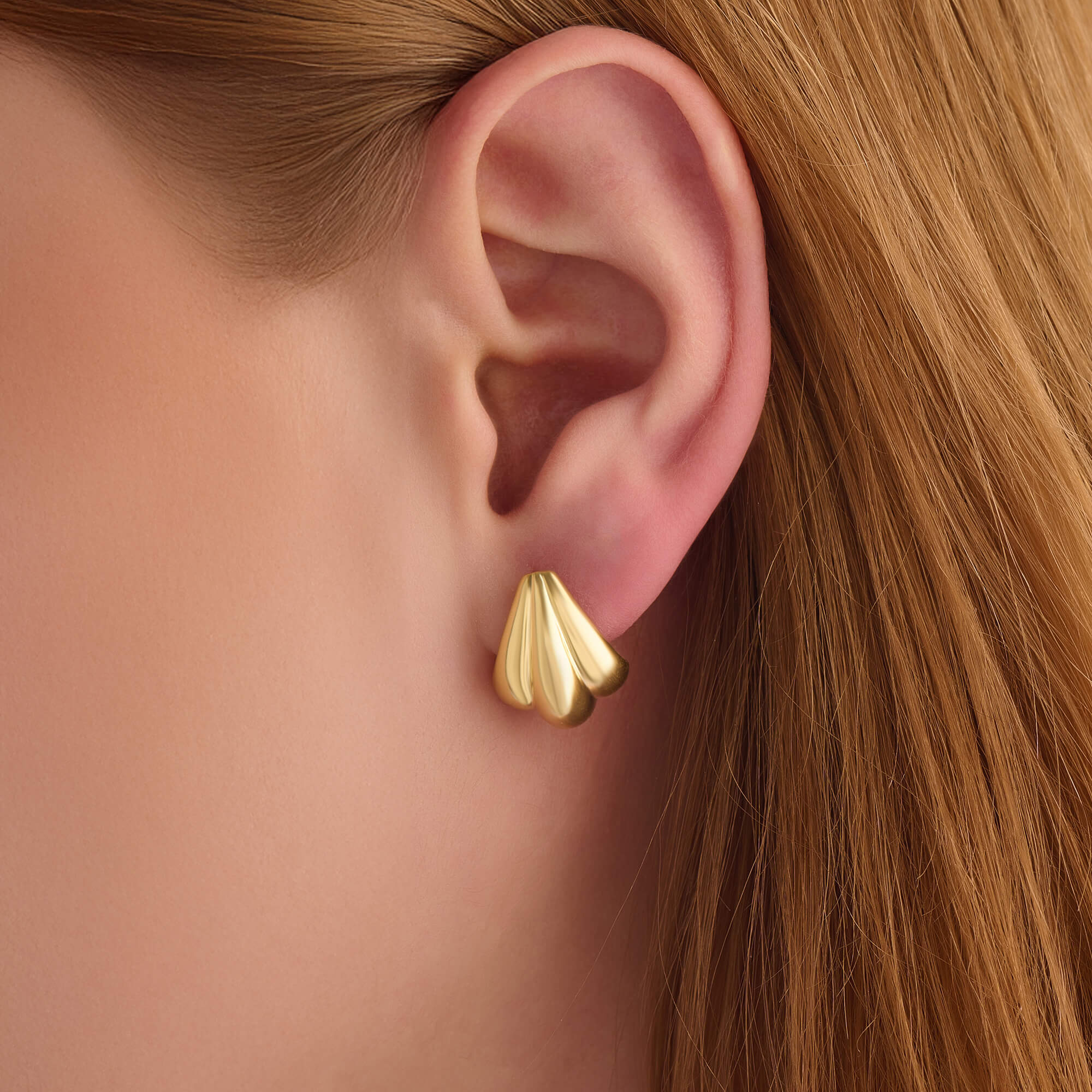 Women's Seashell Design Earrings in 24K Gold Plated Vermeil on Real Silver