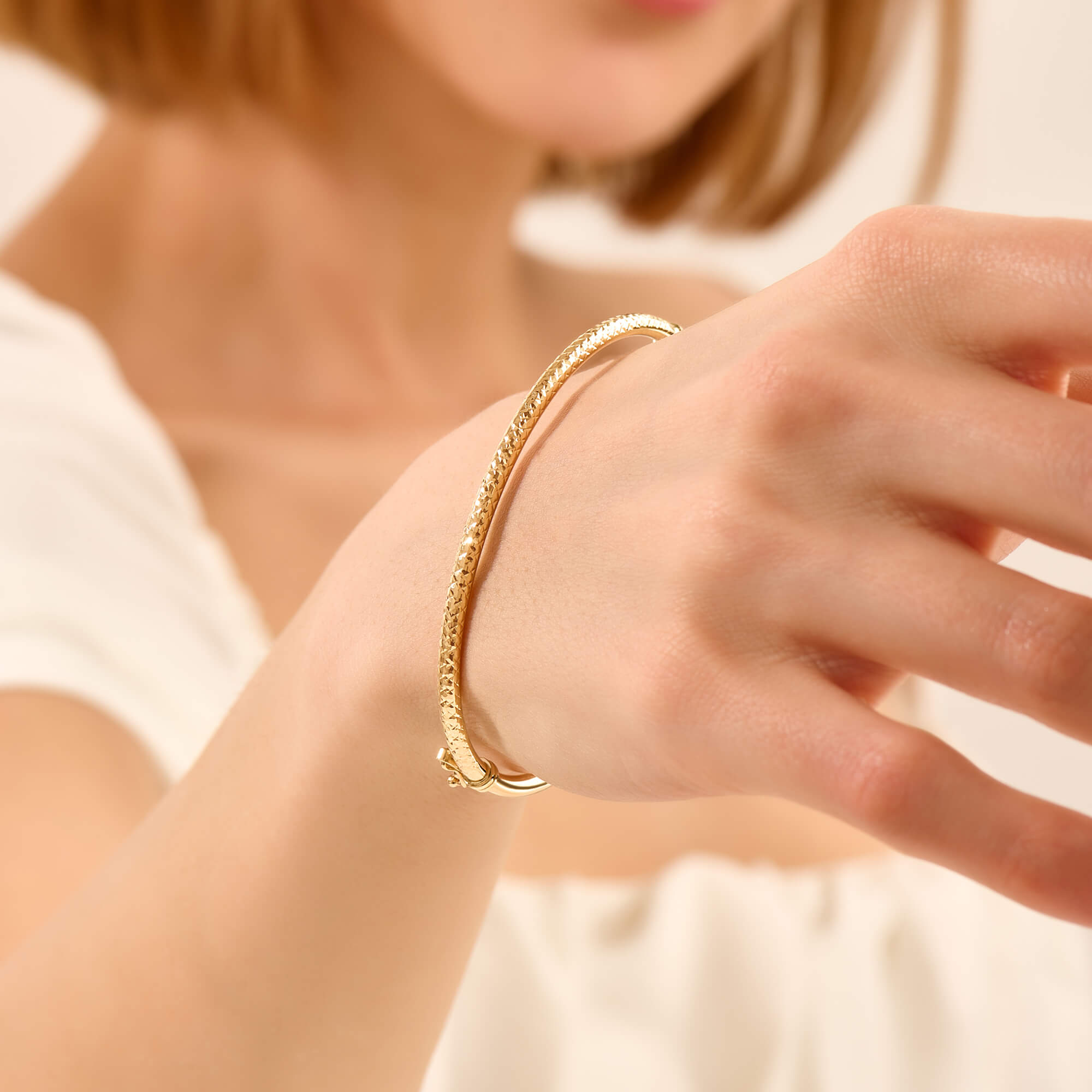 Women's Textured Bangle Bracelet in 14K Real Yellow Gold