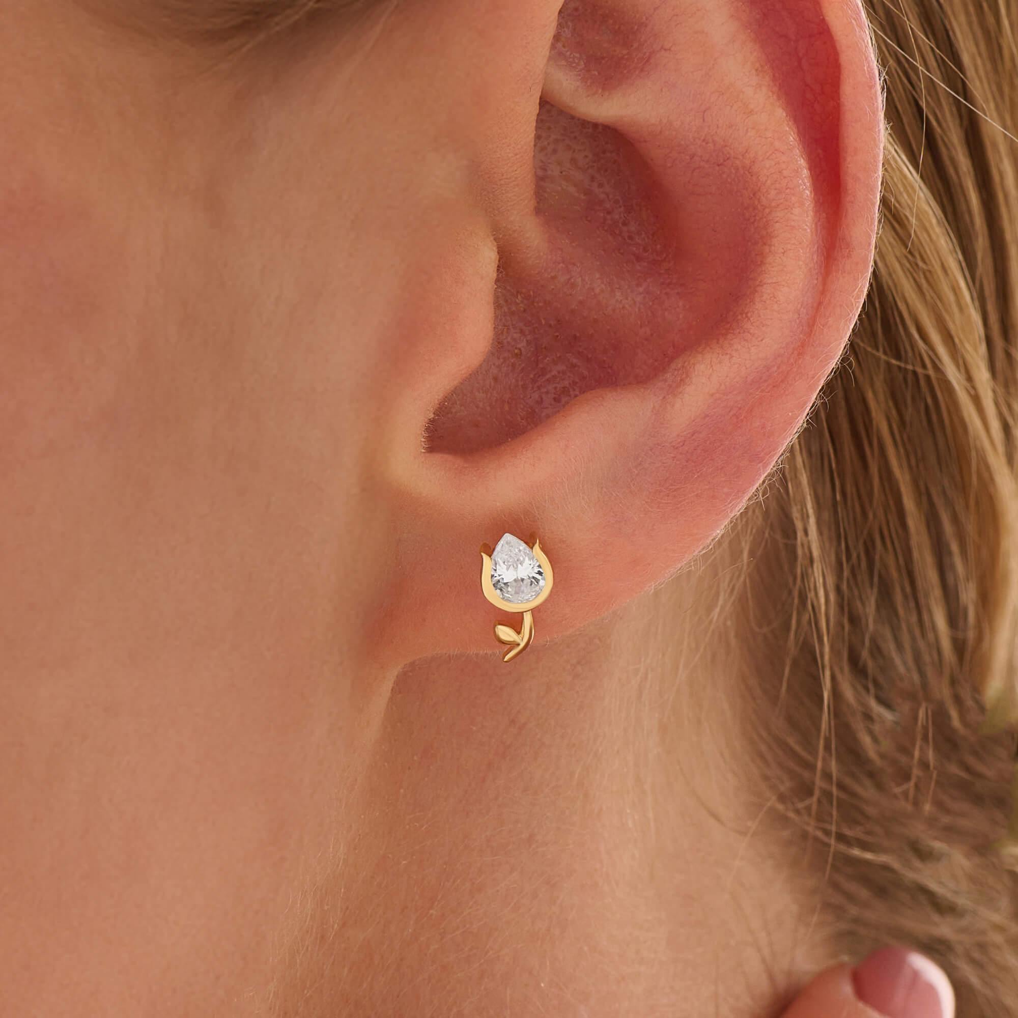 Women's Tulip Flower Stud Earrings in 24K Gold Vermeil