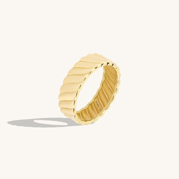 5.80mm Twill Twist Band Ring in 14K Solid Gold