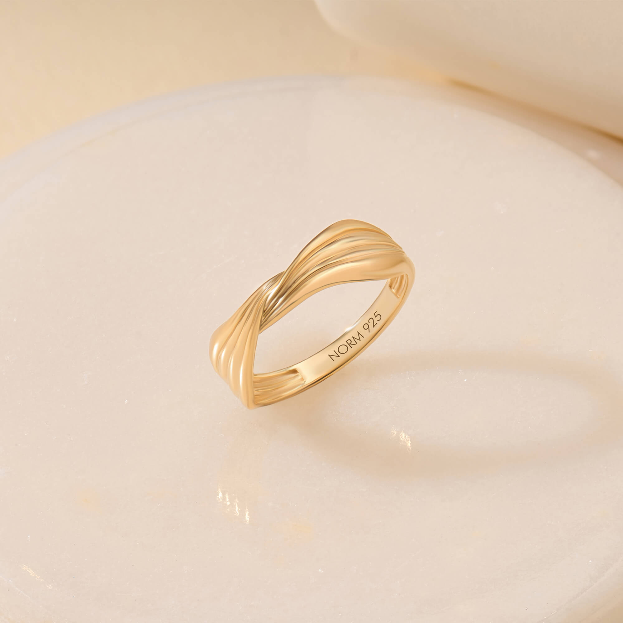 Twisted Detail Wave Ring in Gold Vermeil