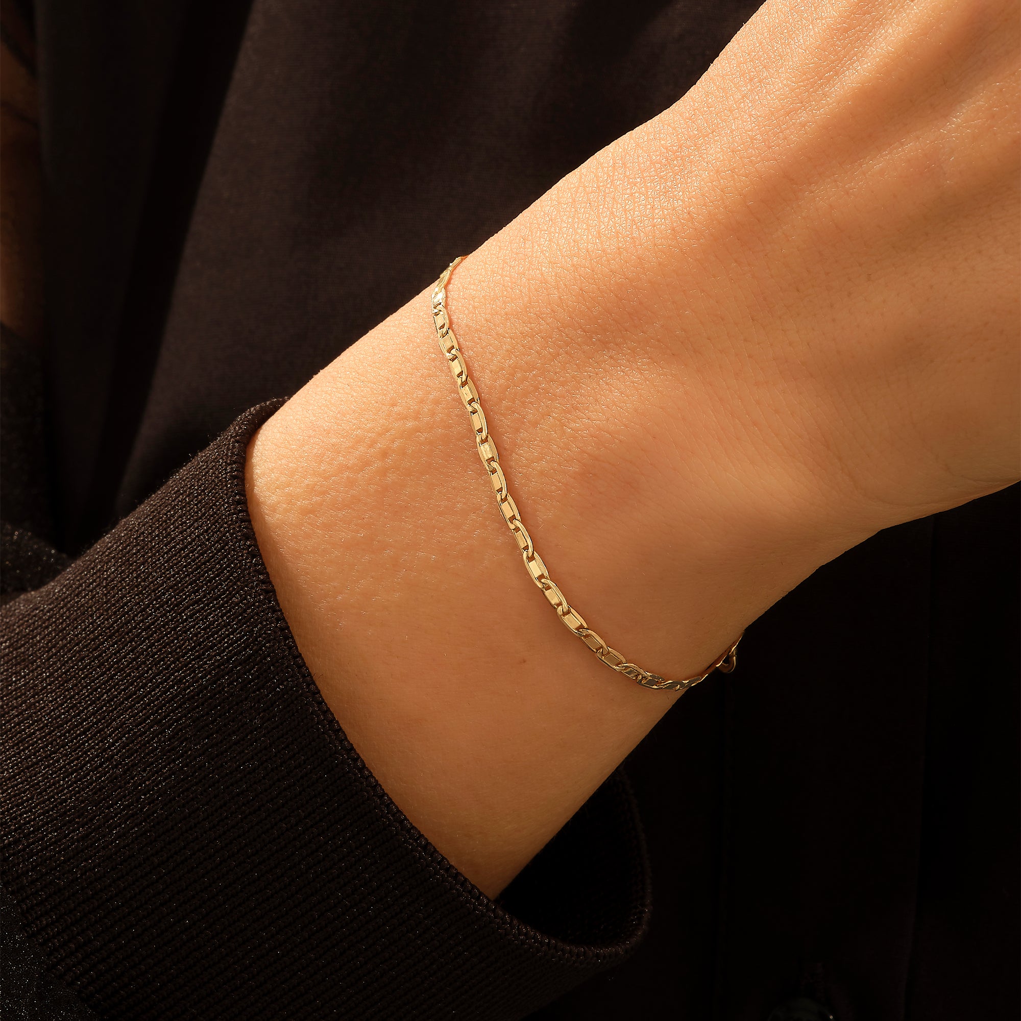 Women's Solid 14K Gold Valentino Link Chain Bracelet