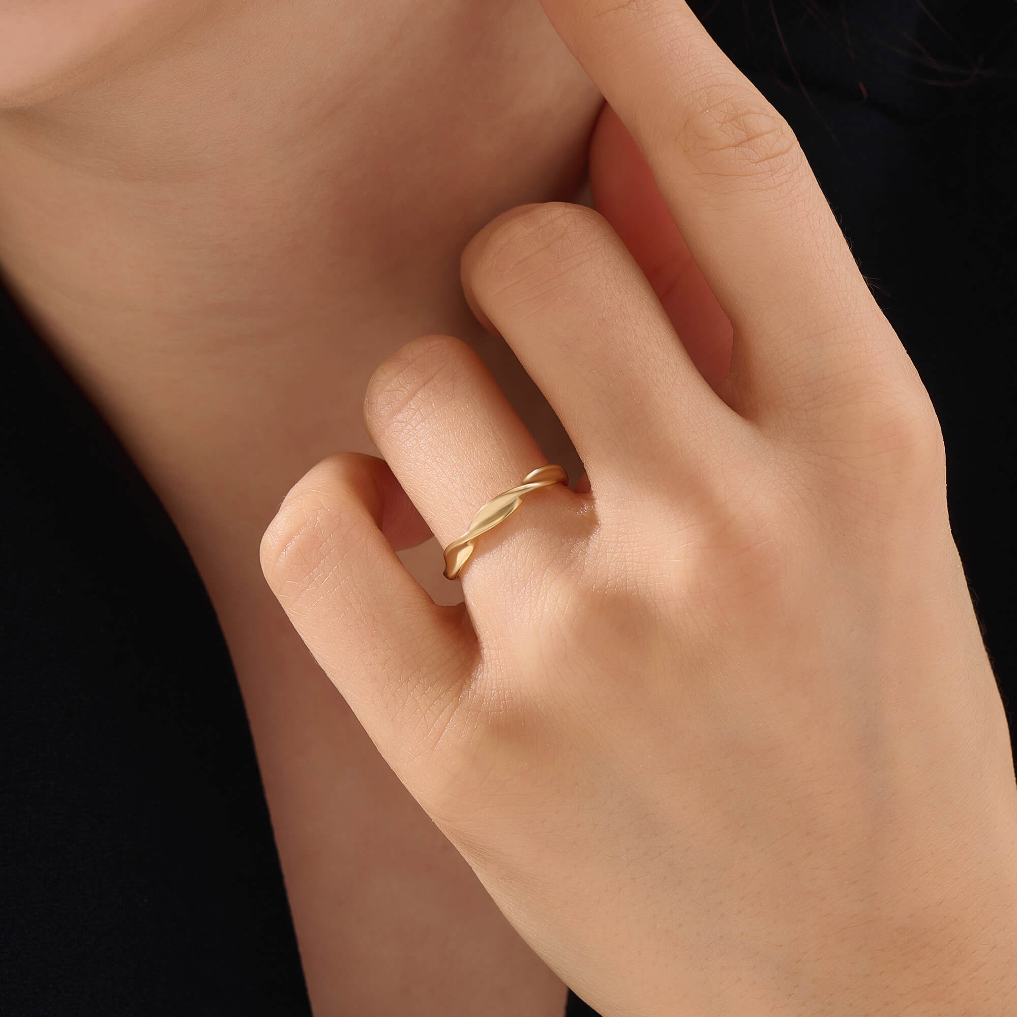 Women's Wave Band Ring in 24K Gold Vermeil