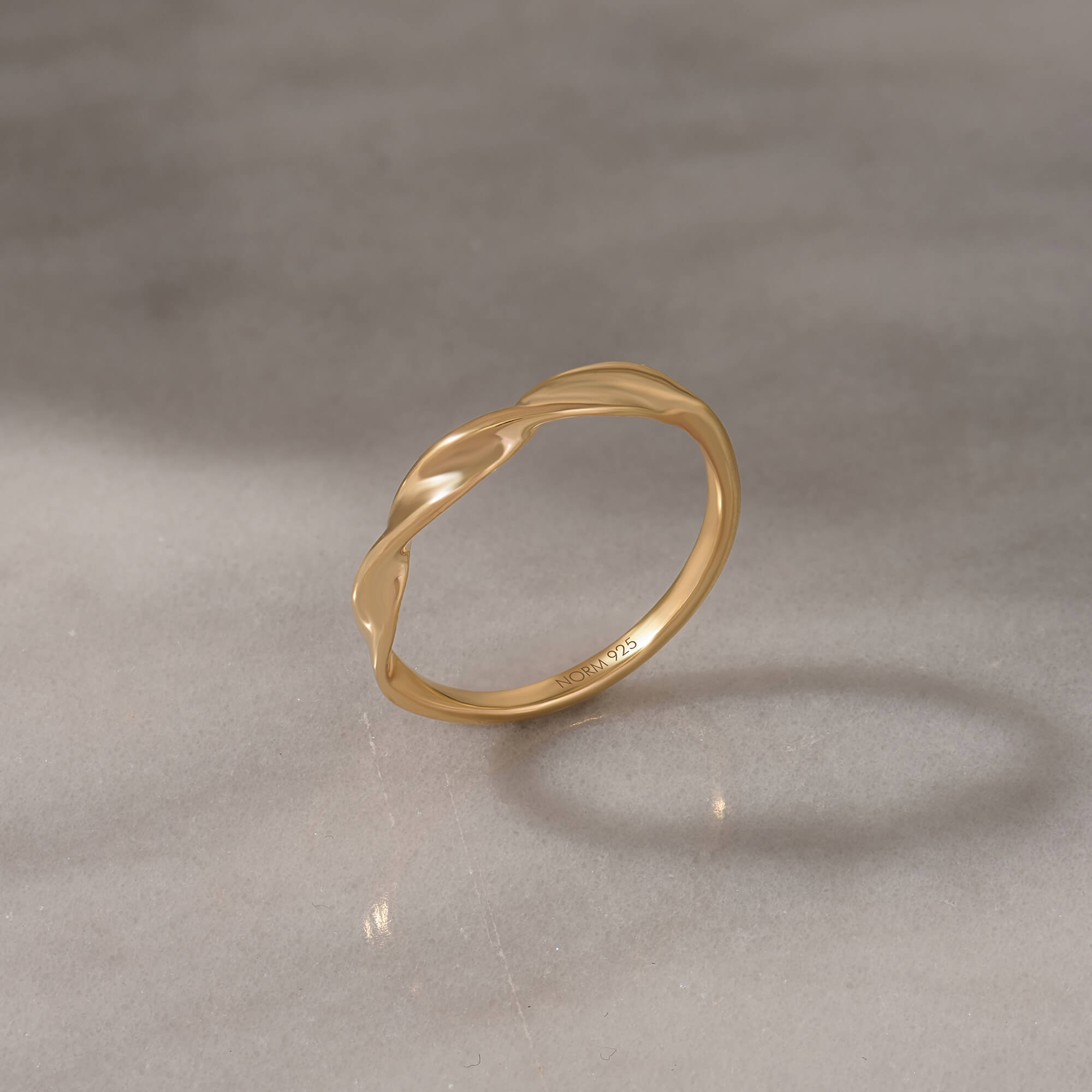Wave Twist Gold Vermeil Band Ring