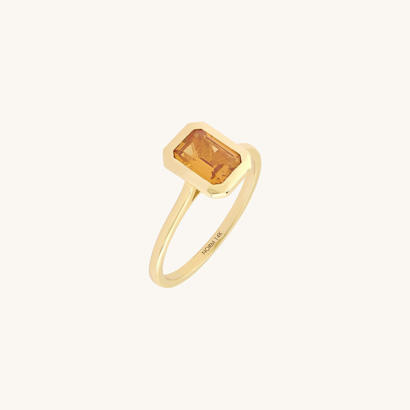 Color Changing Zultanite Solitaire Ring in 14K Real Gold