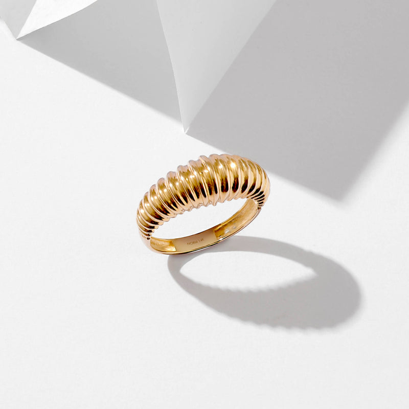 London Dome Chunky Ring in 14k Solid Gold