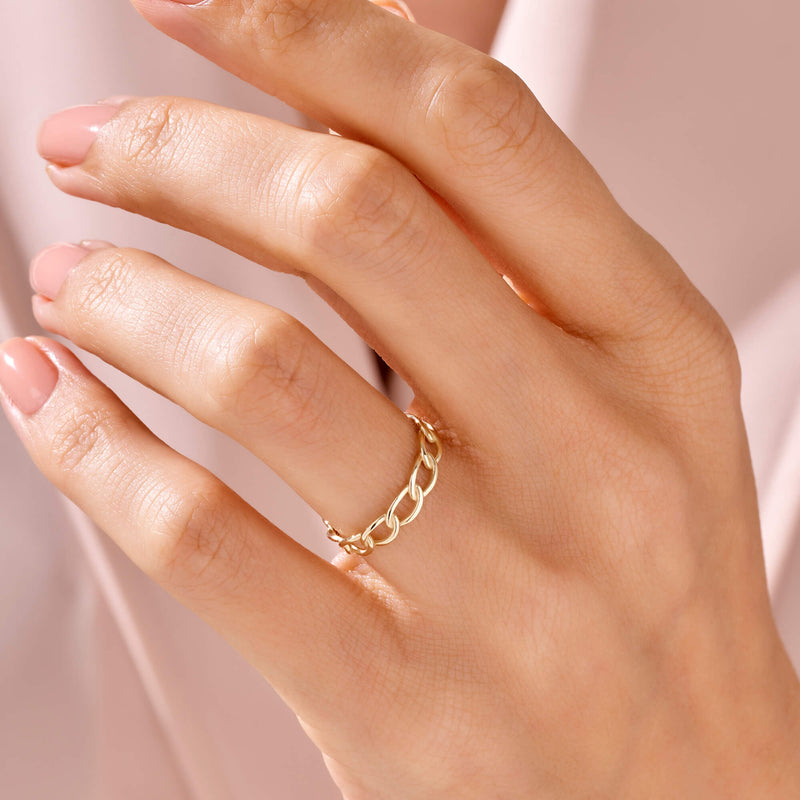 Stackable Oval Chain Ring in 14k Solid Yellow Gold