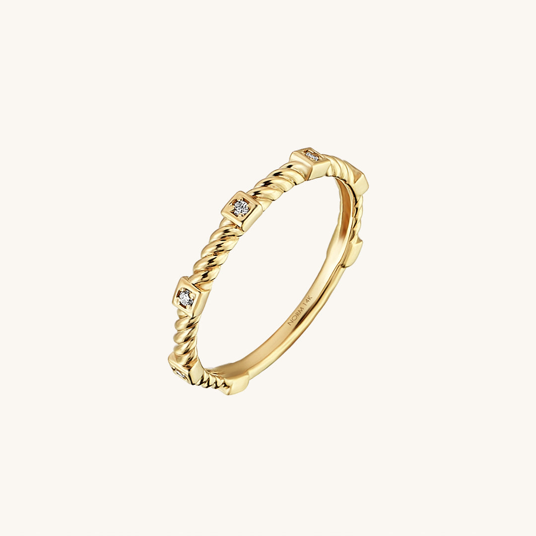 Premium Minimalist Twined Solo Ring in Real Gold