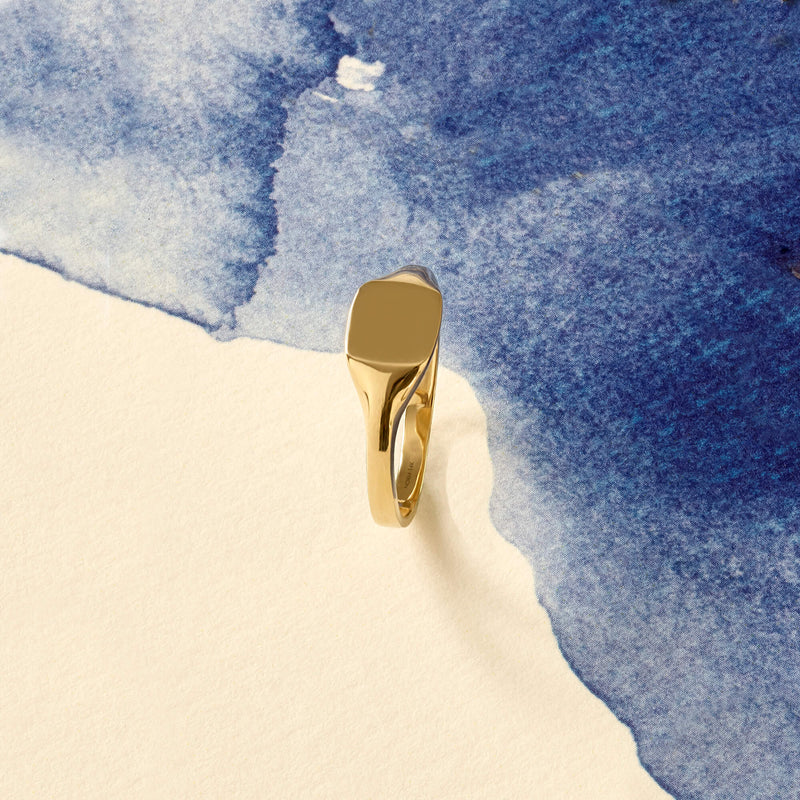Women's Engravable Square Signet Ring in 14k Solid Gold
