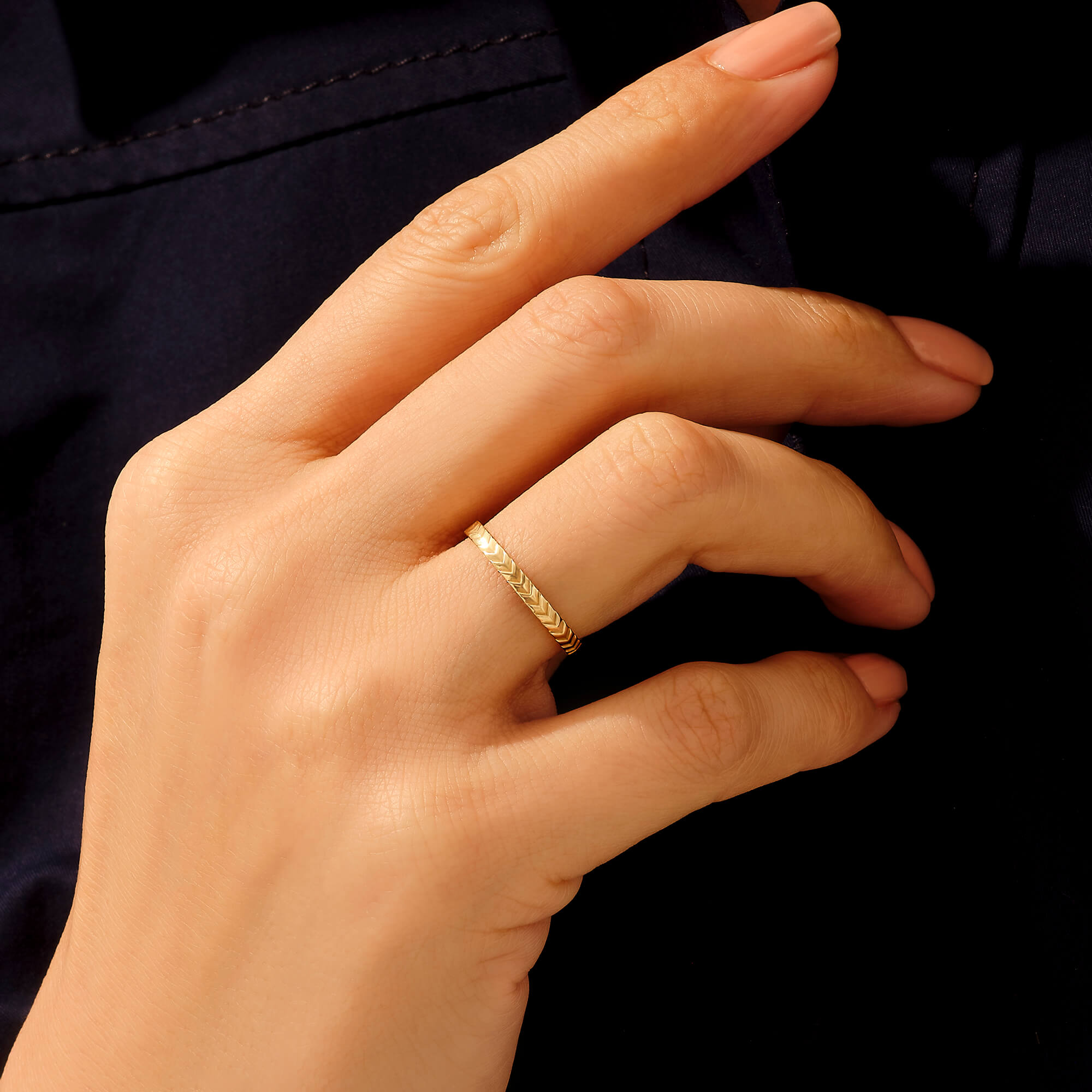 14k Gold Vintage-Inspired Wedding Band for Women