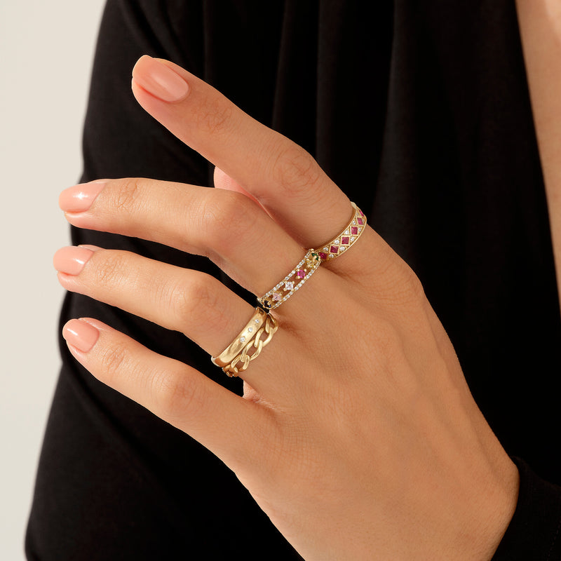 Bold Chain Ring in Gold