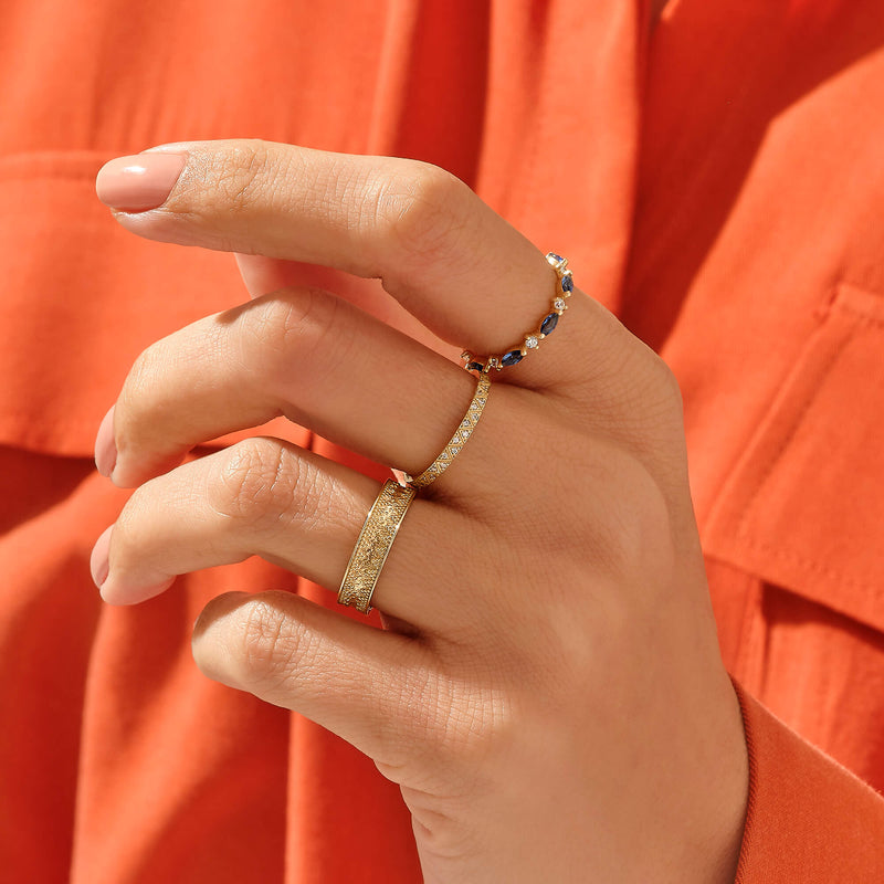 14k Gold Medieval Design Wedding Band Ring for Women