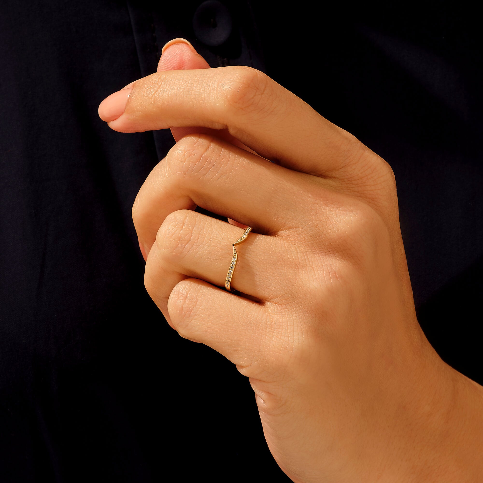 14k Gold Chevron Curve Stacking Ring