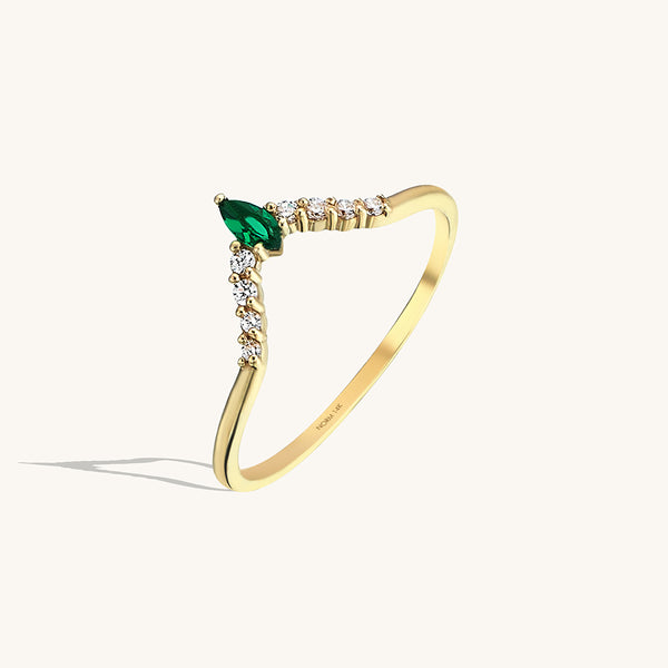 Women's Emerald Curve Ring in 14k Solid Gold