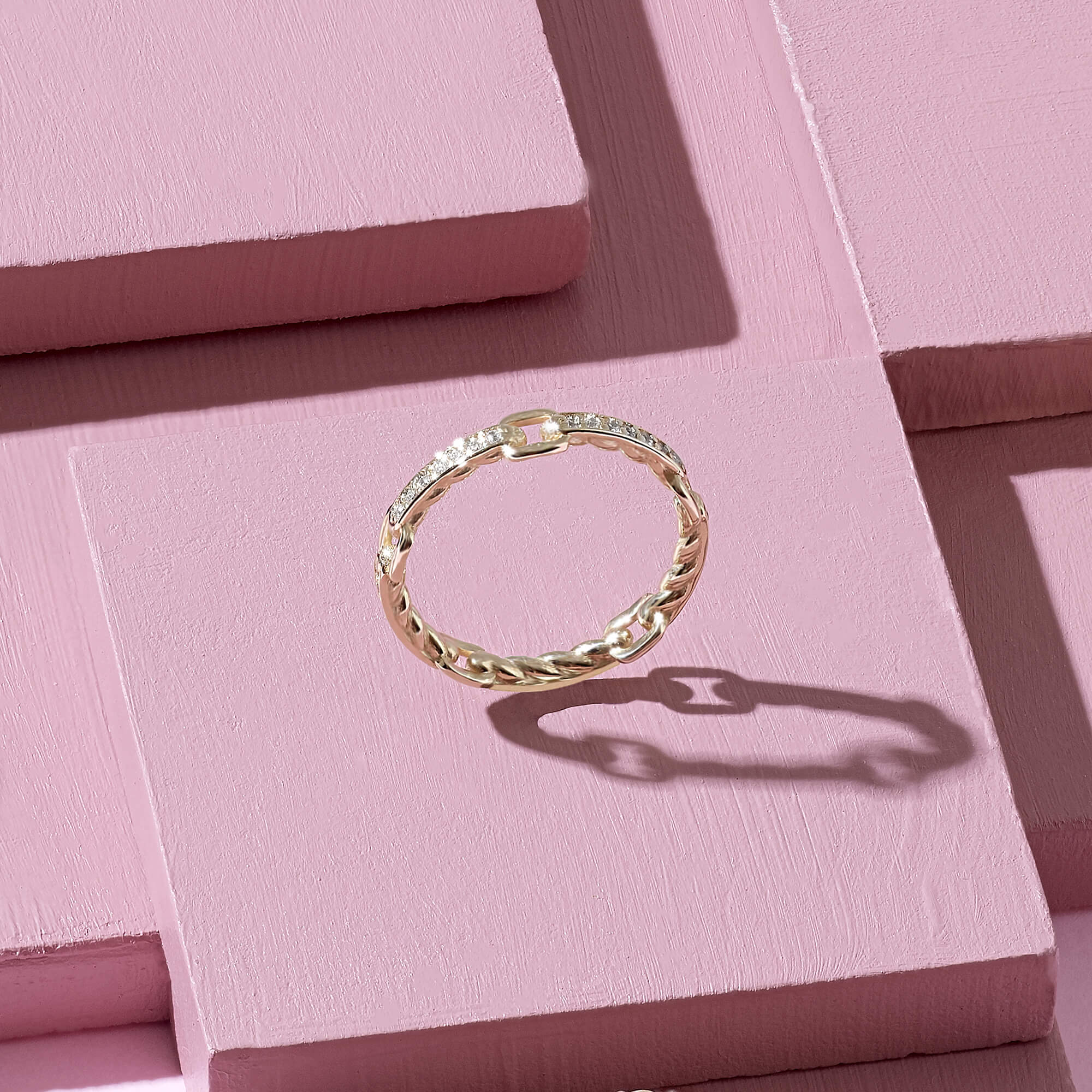 Women's Link Band Ring in 14k Real Yellow Gold