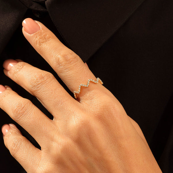 14k Solid Yellow Gold Stackable Zigzag Ring